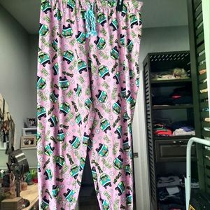 Scooby-Doo  lounge pants.